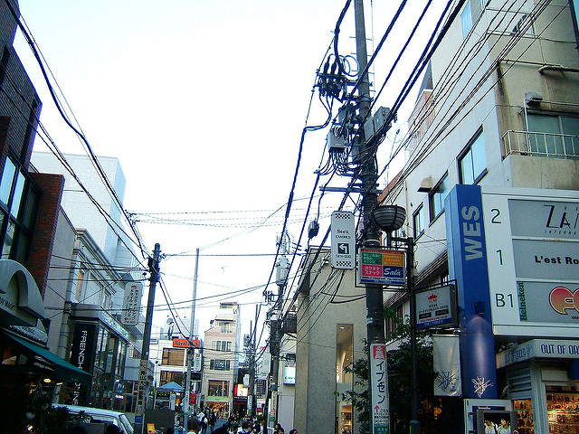 tokyo power lines