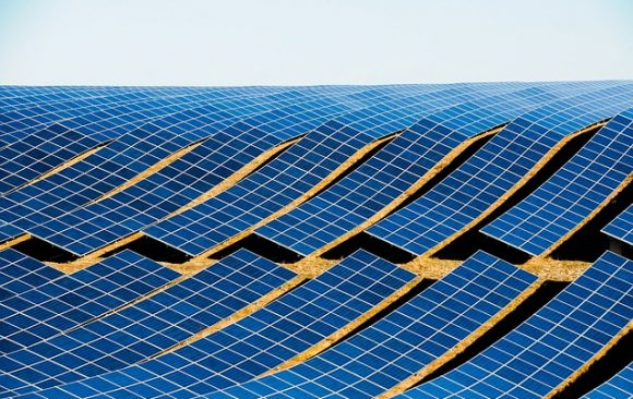 Saudi Arabia and Softbank Sign MOU to Build the World’s Largest Solar Project