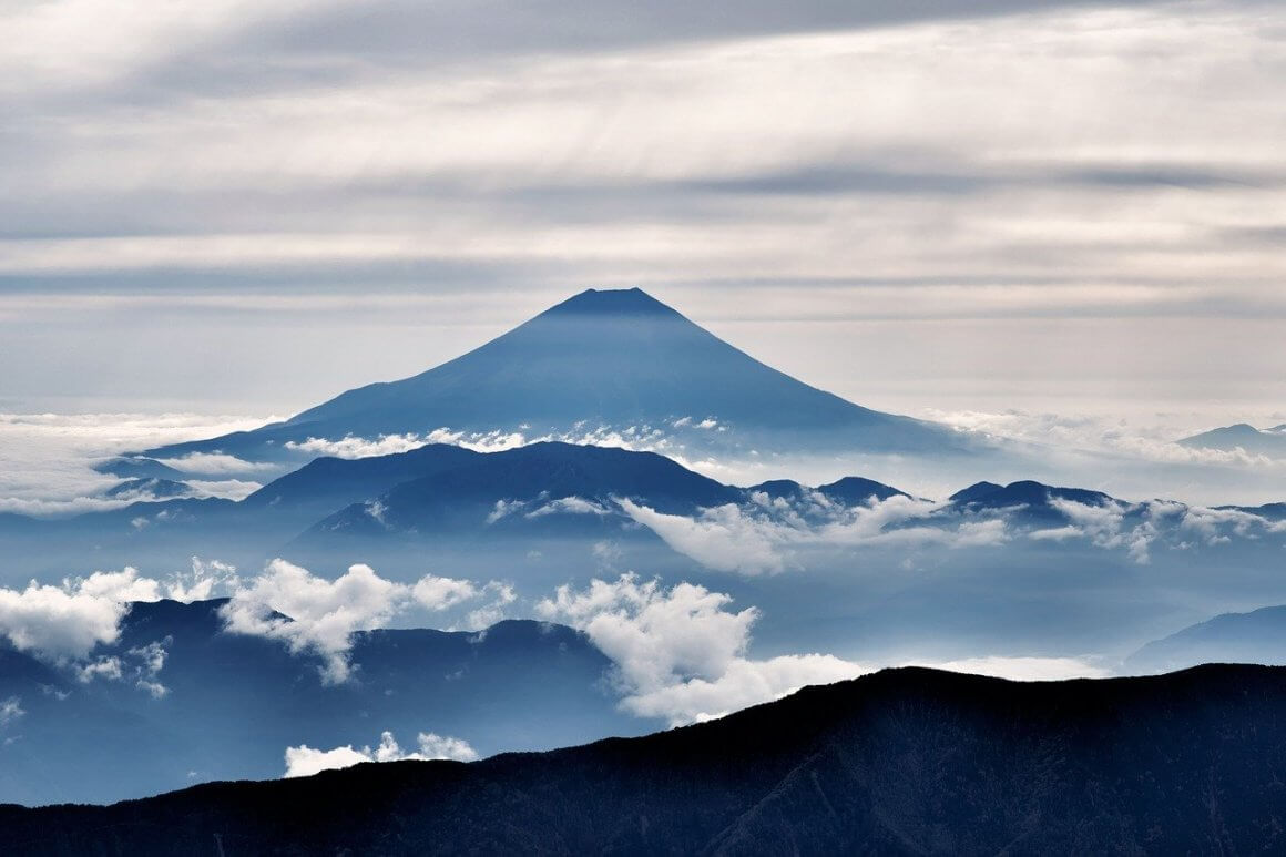 Japan is Moving Too Slowly in Efforts to Decarbonize the Energy Sector