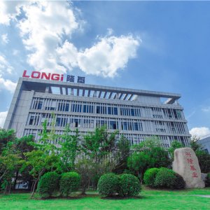 The Chinese Government as Solar Power Entrepreneur and the Examples of Suntech and Longi Green Energy Technology Company