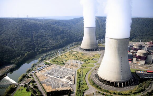 French Government in the Process of Decreasing its Dependence on Nuclear Energy