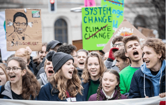 72% of Germany’s Youth Rate Environmental Destruction and Pollution as Their Top Fear