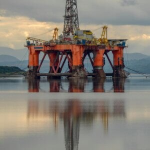 UK: Plan to Phase Out Fossil Fuel by 2030