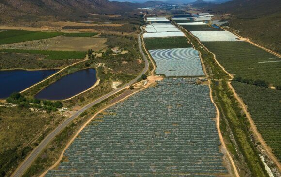 South Africa 99 South Africa: Country Water Resources