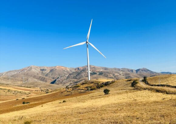 Spain: The Status of Solar and Wind Energy