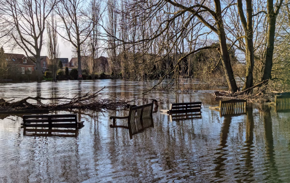 UK: Weather Patterns and Climate Change